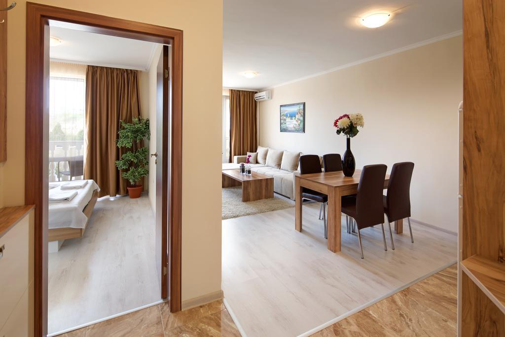 Villa Sardinia And Spa Sveti Vlas Exterior foto
